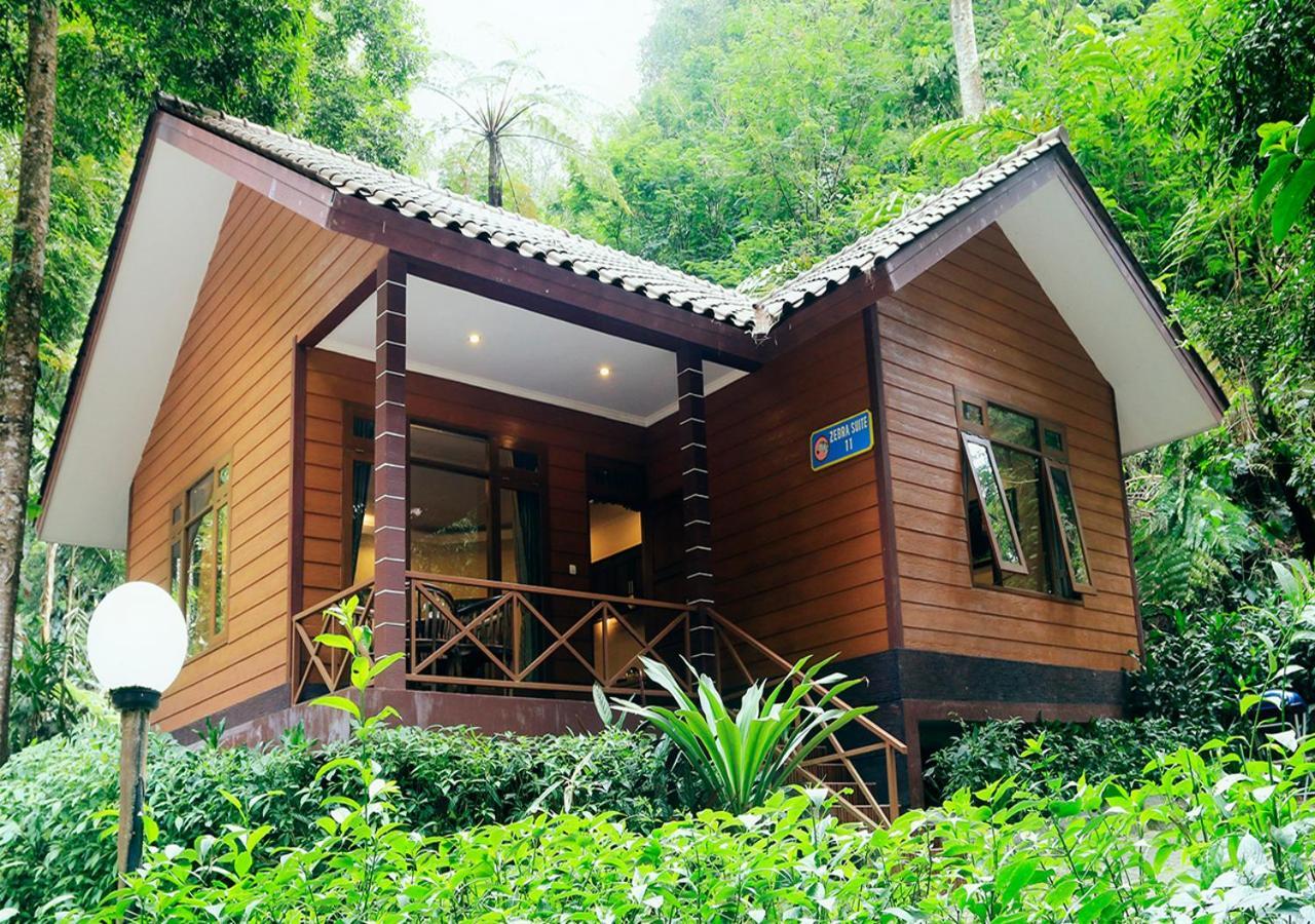 Safari Resort Puncak Eksteriør billede