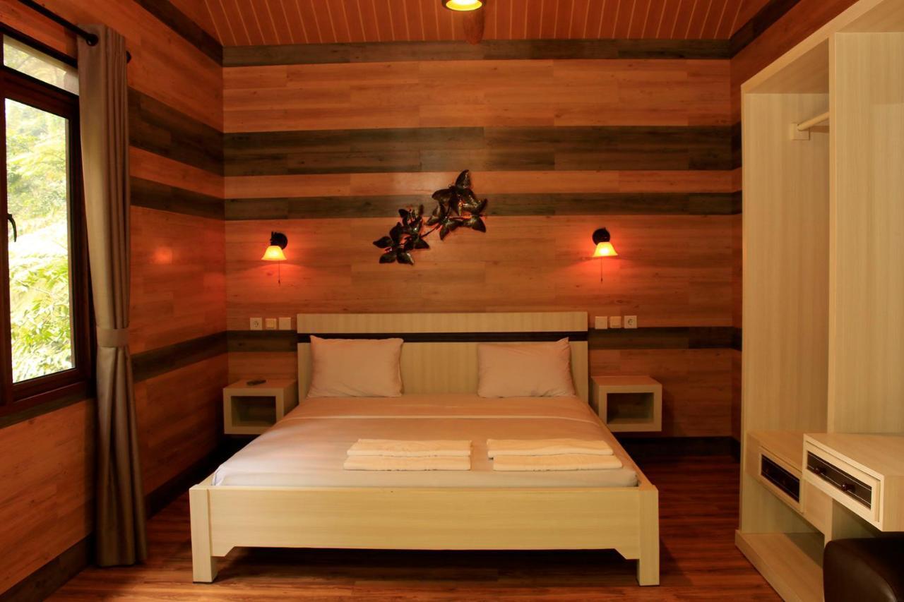 Safari Resort Puncak Eksteriør billede