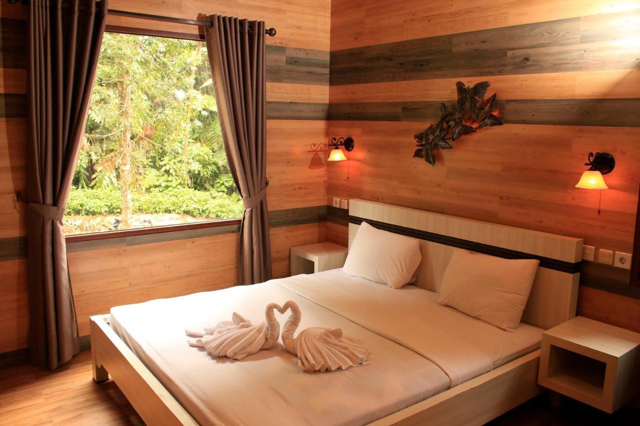 Safari Resort Puncak Eksteriør billede